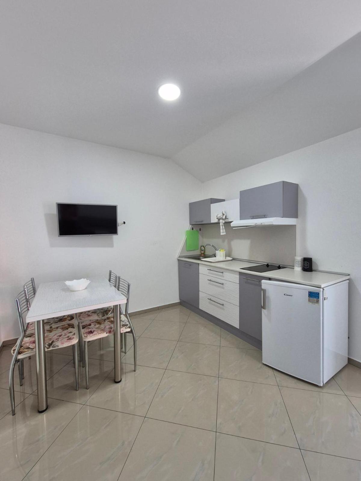 סוקו בניה Apartmani "Roshu" מראה חיצוני תמונה